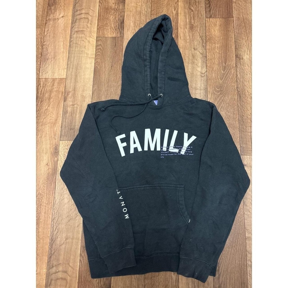 Monat Family Graphic Hoodie Black Oversized Sweatshirt Women XS Medium Large